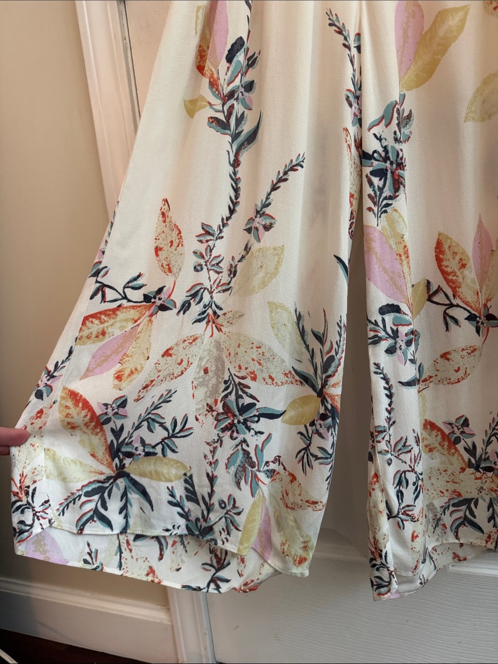 FREE PEOPLE Island Time One Shoulder Floral Cropped Wide Leg Jumpsuit Size Small - Picture 5 of 8